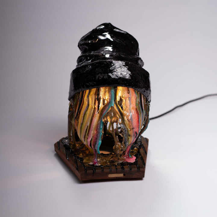 Melting Sahne sculpture, front view, unlit